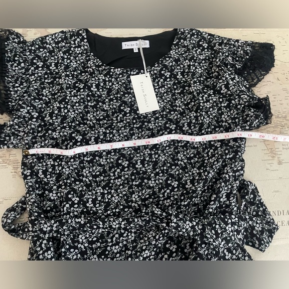 🆕Trish Scully Black and White Floral Mini Tunic Dress Pleated Lace 130$MSRP - Picture 8 of 11